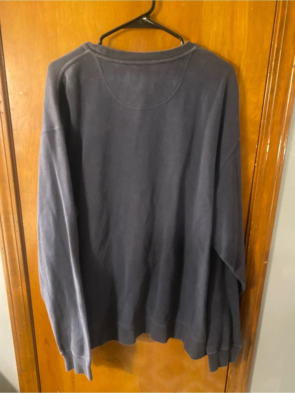 Orvis Navy Crewneck Sweatshirt 100% cotton